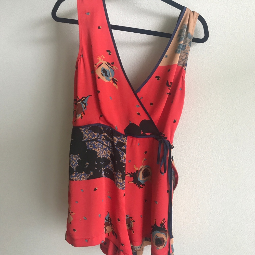 Bobbi Rocco Romper - Picture 2 of 3